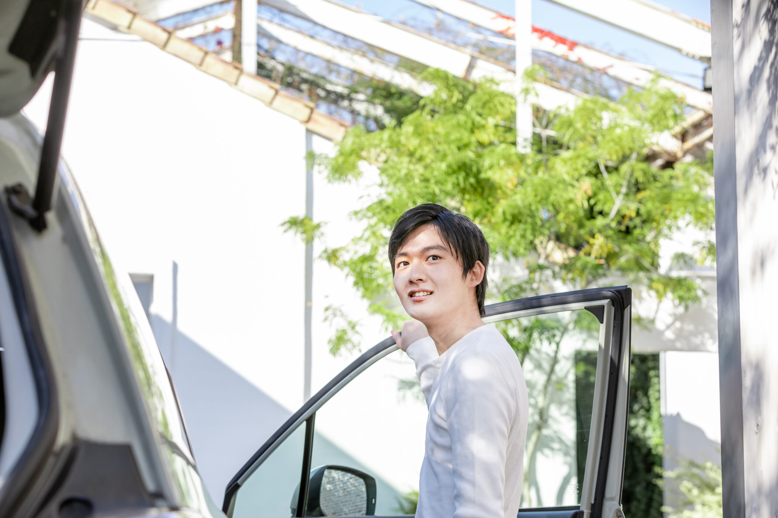 大学生の夏は戻ってこない。冬・春に混み合う前に短期取得を目指しませんか？